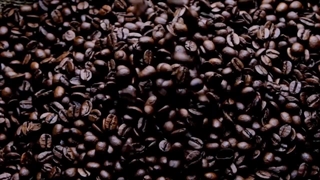 غذاهایی که باید از لیست خرید میگرنی‌ها حذف شوند:راهنمایی برای انتخاب مناسب در رژیم غذایی میگرنی‌ها