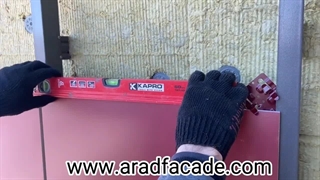 مراحل نصب پانل های بزرگ اچ پی ال روی سازه عمودی-شرکت نمای آراد