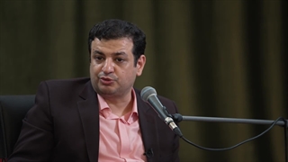 مانند علی (علیه السلام) باش