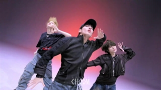 [BE ORIGINAL]اجرای TXT تی اکس تی با اهنگ Deja Vu کیفیت 1080P60