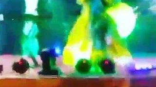 اجرای استاد رزیتا دغلاوی نژاد"ملکه زیبایی ایران"در برج میلاد تهران