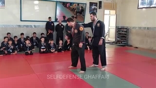 آموزش دفاع شخصی دعوای خیابانی از پشت سر(توضیحات ویدیو را هم بررسی کن)