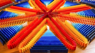 رکورد جدید دومینو + دیوانه کننده ترین مارپیچ تا کنون! (32000 دومینو)