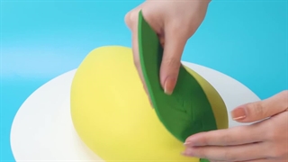 اموزش تزیین کیک با خمیر فوندانت