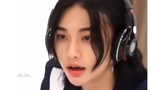 اسم این برنامه چیه؟(کپشن)