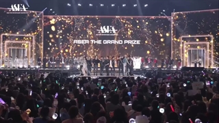 انکور استیج پایانی مراسم ASEA 2024( در ژاپن) با آهنگ S_Class, STRAY KIDS♡♡ کپشن لیست جوایز STRAY KIDS.