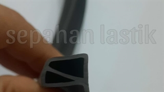 مهم بودن لاستیک درب اتاق کودک