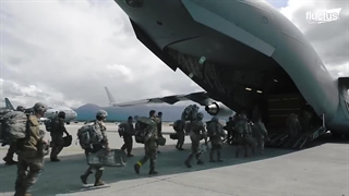 حمل خودروهای امنیتی رییس جمهور آمریکا توسط ایر فورس وان