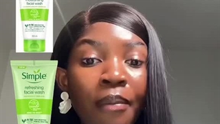 ژل شست و شو صورت رفرشینگ سیمپل (Simple)