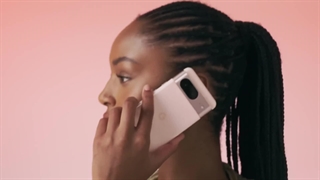 Pixel8 معیارهای طراحی زیبا را با به‌روزرسانی نوآورانه و مدرن برای ظاهر نمادین Pixel ارتقا می‌دهد.