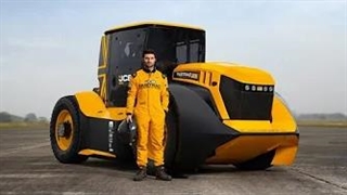 سریع ترین تراکتور جهان jcb fastrac 2