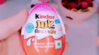 آنباکس تخم مرغ شانسی {Kinder} 