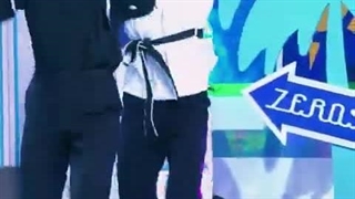 فن کم ژانگ هائو زیروبیسوان در اجرای SWEAT در ام کانتدوان