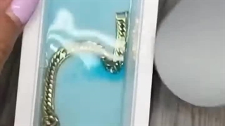 تا حالا جواهراتتو اینجوری برق انداختی؟