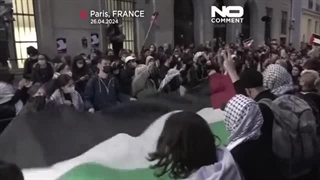 تصاویری از تجمعات دانشجویی در فرانسه (پاریس ) و آمریکا (فیلادلفیا)