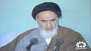 امام خمینی(ره) : حفظ جمهوری اسلامی از حفظ امام عصر(عج) اهمیتش بیشتر است