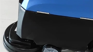 نظافت کف با استفاده از اسکرابر مدل دستی