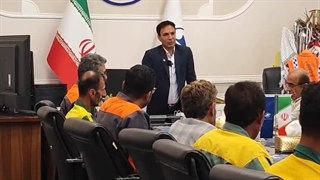 تجلیل از کارگران فرودگاه شهدای لامرد