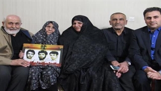 داستان مادر سه شهید پالیزوانی که پس از فوت زنده شد