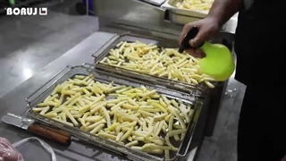 فر کامبی در رستوران شاین سعادت آباد