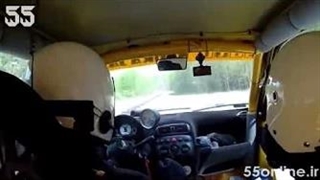 واکنش راننده رالی پس از کنده شدن فرمان اتومبیل