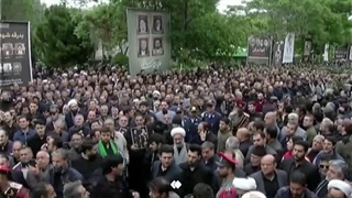 حضور باشکوه مردم تبریز در تشییع پیکر آیت الله رئیسی و همراهان