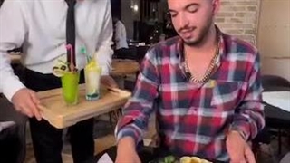 رستوران خرچنگ کیش