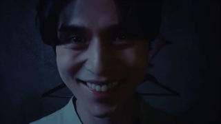 لبخند عاشقانه؟نه ممنون اینو بیشتر دوست دارم:)