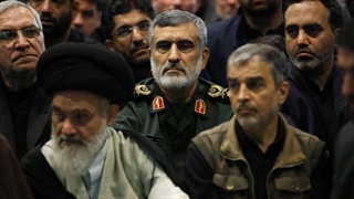 حاجی زاده رئیسی کاشت ابرو