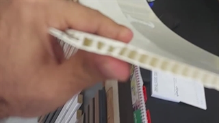 دیوارپوش سفید