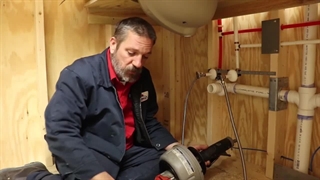 کار با دستگاه تخلیه برقی دستی