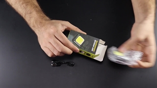 چراغ قوه‌ مگنتی