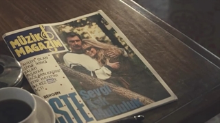 موزیک ویدیو فیلم برگنBergen_ft._Farah_Zeynep_Abdullah_-_Bana_Neler_Vadettin__Music_Video