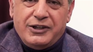 ما چون دو دریچه روبروی هم....رشید کاکاوند