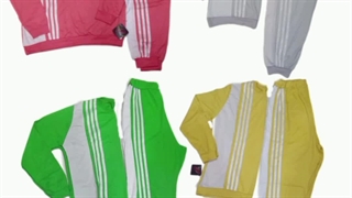 ست بلوز و شلوار ۳خط آدیداس 12 رنگ پر جنس دورس بهاره سه نخ اعلا سایز  مناسب تا 46 فقط 289.000 تومن تولیدی فریک شاپ،خرید لباس