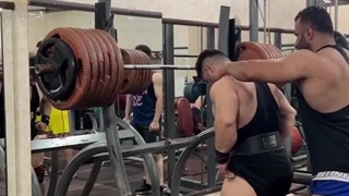 باشگاه بدنسازی اوج (برادران کاظمی ) ساری