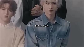 چرا‌احساس‌میکـنم‌ا‌ز‌انیمه‌ها‌پاشده‌اومده؟!...✯