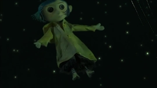 بقیه که دارن از صدای لوازم آرایش لذت میبرن- اون وقت من: