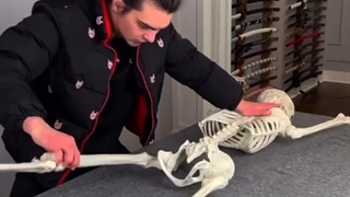 قولنج شدی از رفیقت میخوای که قولنجتو بشکونه{بر اساس داستان واقعی}