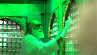 مضجع شریف امام رضا(ع) در آستانه دهه «ولایت و امامت» غبارروبی شد