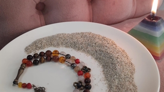 انرژی درمانی با تسبیح های سنگ اصلی