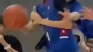 اصلا جوری که حواسش بهش هستت