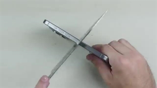 تست مقاومت آیفون 15 پرومکس