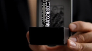 پلاک و زنجیر طرح صلیب