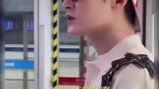 نمایی کلی از سفر تان جیانسی به فشن شوی هفته مد میلان بازیگر سریال برای همیشه از دستت دادم