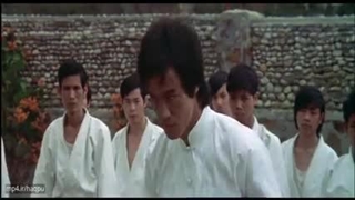 فیلم سینمایی اژدها وارد می شود