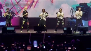 کات کامل اجرای TXT در فستیوال موسیقی لولاپالوزا 2023