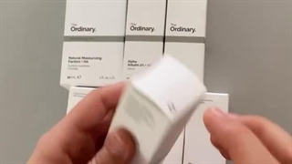 کافئین اوردینری که به خوبی سیاهی دورچشم رو کنترل میکنه