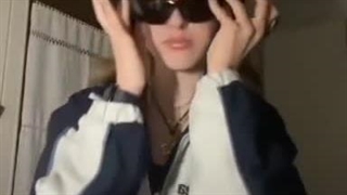 با قانون پایستگی مشکل اشنا بشین ᕕ( ᐛ )ᕗ