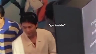 این دوتا اون پشت دارن چه گوهی میخرن